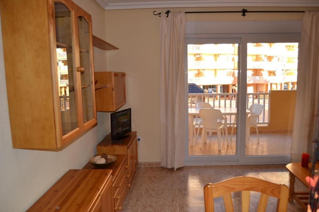Apartamentos Turisticos Puerto Tomas Maestre La Manga del Mar Menor Szoba fotó